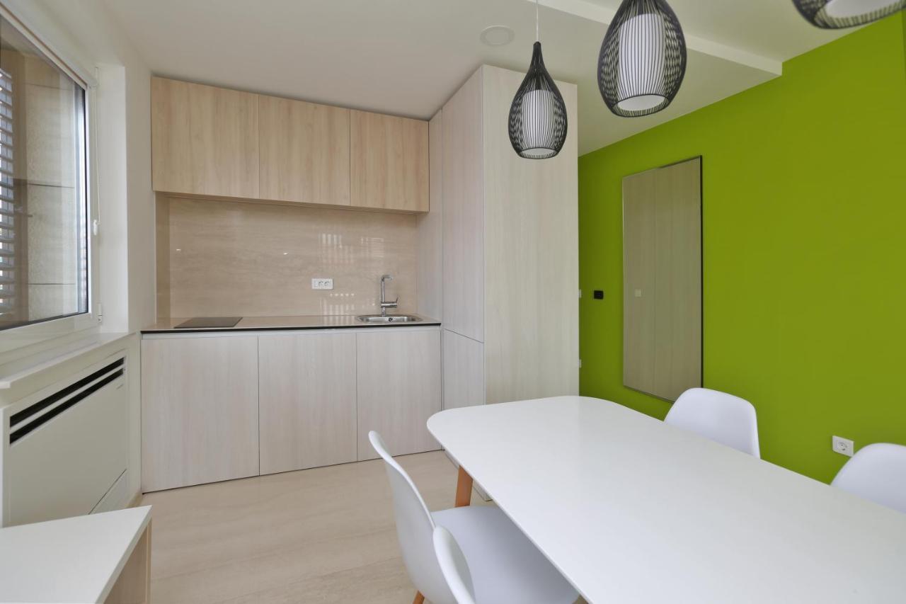 Magic Stone Apartments Baška Voda Eksteriør bilde